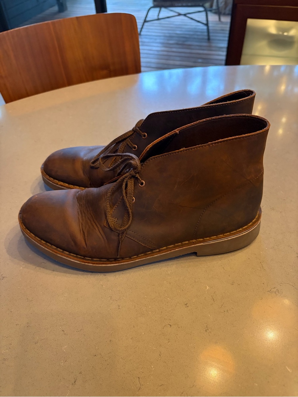Clarks Men's Brown Leather Chukka Boots - Classic Lace-Up Style